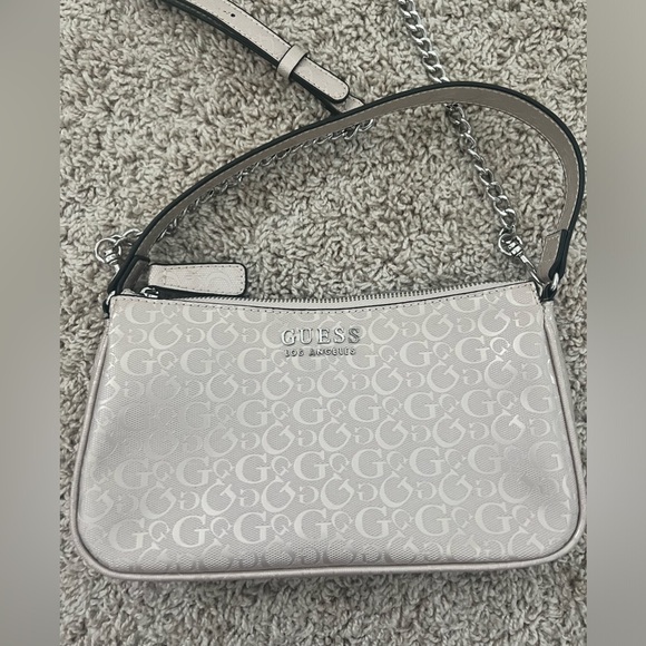 Guess Handbags - Very light pink/ neutral crossbody and shoulder bag Guess bag